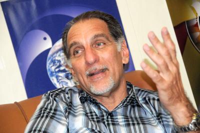 René González resalta integridad moral y dignidad que distinguen a los antiterroristas cubanos